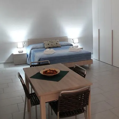 Station Apartment